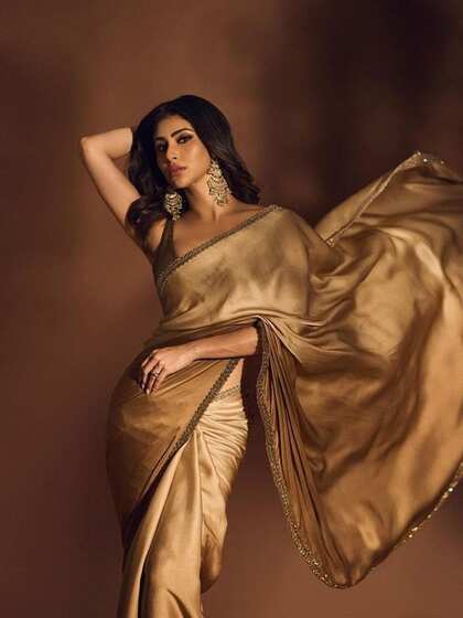 प्लेन शिफॉन साड़ी (Chiffon Saree)