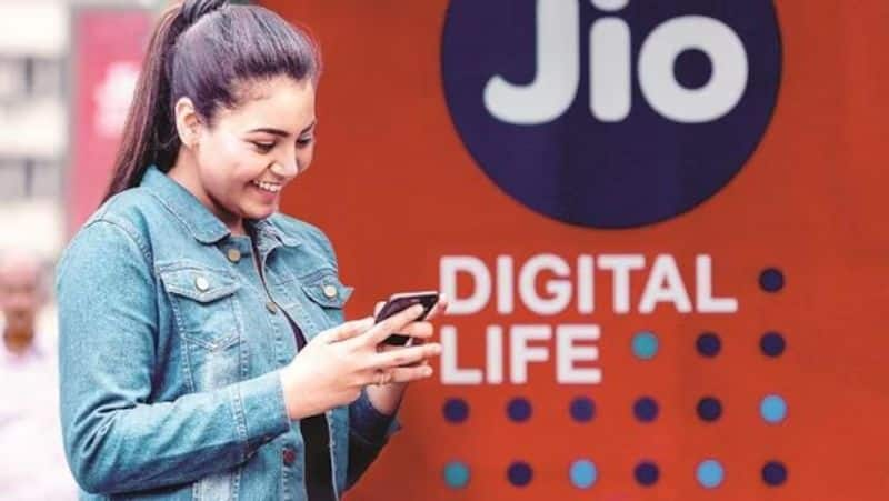 Reliance Jio takes on Airtel and Tata Play Fiber with this new broadband plan sgb