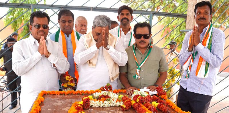 Lok sabha election 2024 in Karnatkaa CM Siddaramaiah speech in Kudligi congress convention at vijayanagar rav