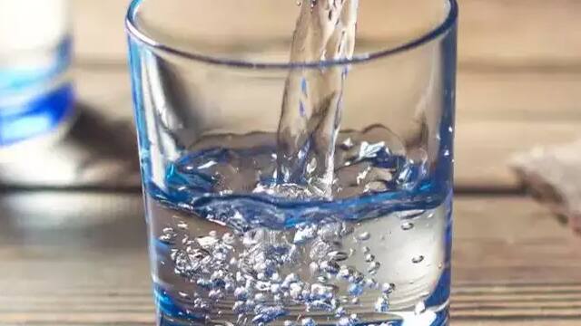 Water glass photo