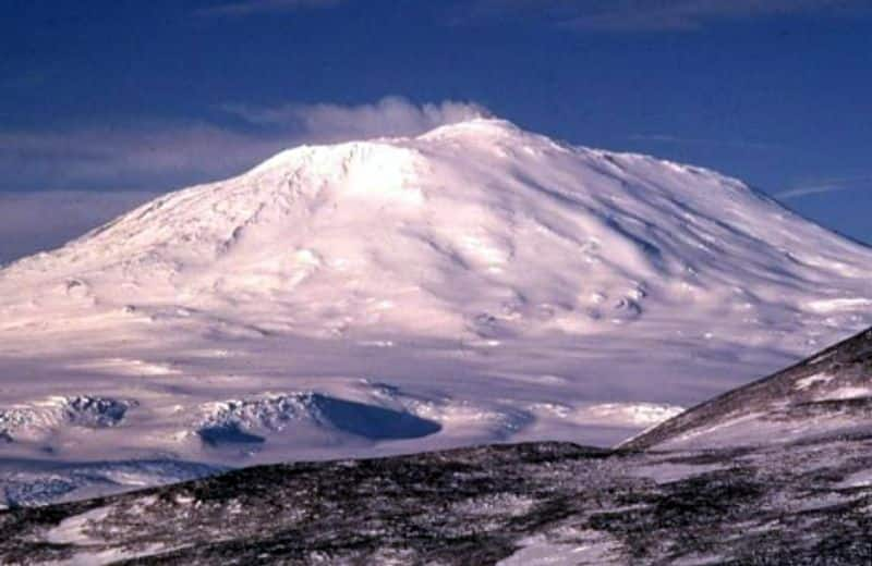 Mount Erebus volcano in Antarctica spews Rs 5 lakh worth 'Gold dust' every day! vkp