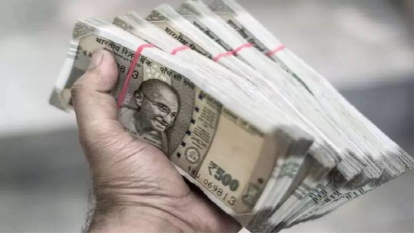 घर पर रखा इतना कैश तो गिरेगी गाज,हो सकती है गिरफ्तारी! जानें सही नियम 
