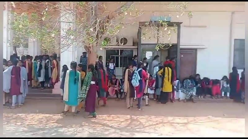 first year engineering college student commit suicide at hostel in coimbatore vel