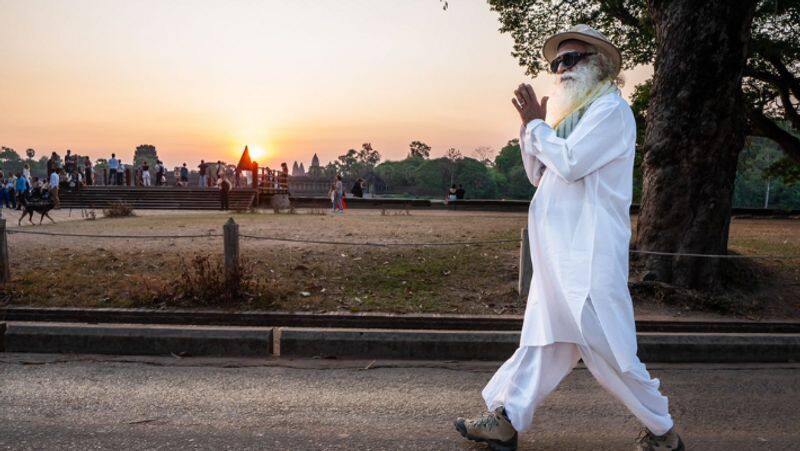 Cambodian PM Writes in a Personal Letter: "Honoured" That Sadhguru Visited the Iconic Angkor Wat-RAG