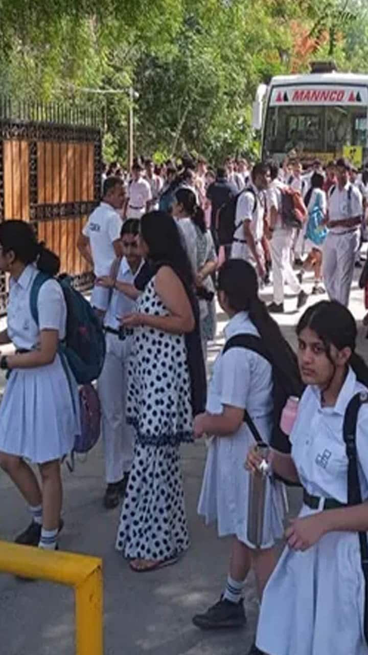 Nearly 100 Schools Get Bomb Threat In Delhi, Home Ministry Calls It Hoax Rya