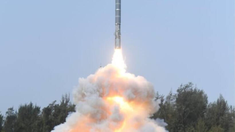 समुद्र में और ताकतवर हुआ भारत  DRDO की इस SMART मिसाइल का शानदार है लाॅग रेंज टारगेट  दुश्मनों को कर देगा तबाह