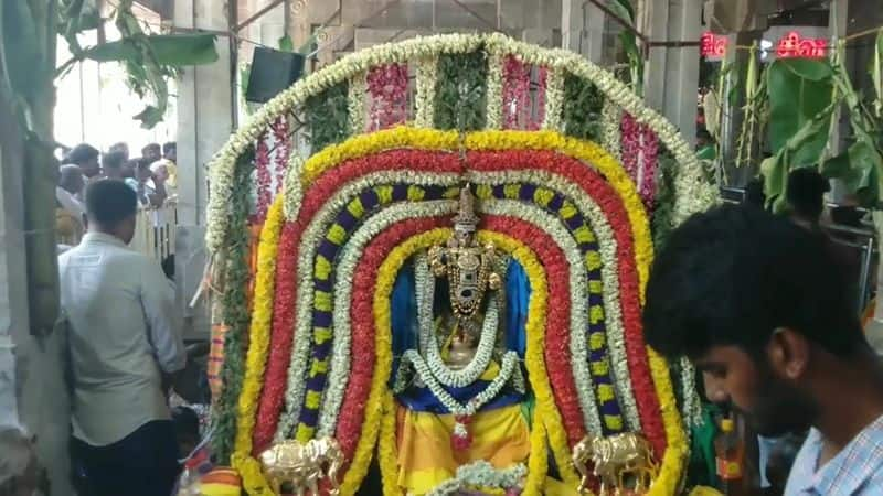 thousands of devotees participate guru peyarchi special pooja at thittai vasishteshwarar temple in thanjavur vel