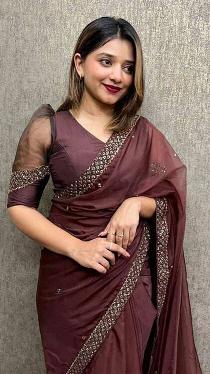 नेट पफ स्लीव्स ब्लाउज पार्टी वियर के लिए है बेस्ट