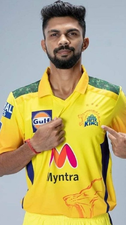 <p>IPL का बुखार इन दिनों लोगों के सिर पर चढ़ कर बोल रहा है। CSK's के नए Captain Ruturaj Gaikwad का नाम हर किसी की जबान पर है। आइए जानते हैं उनकी नेट वर्थ और कार कलेक्शन के बारे में। </p>
