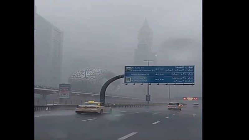 Bad weather returns to UAE several flights cancelled amid heavy rains smp