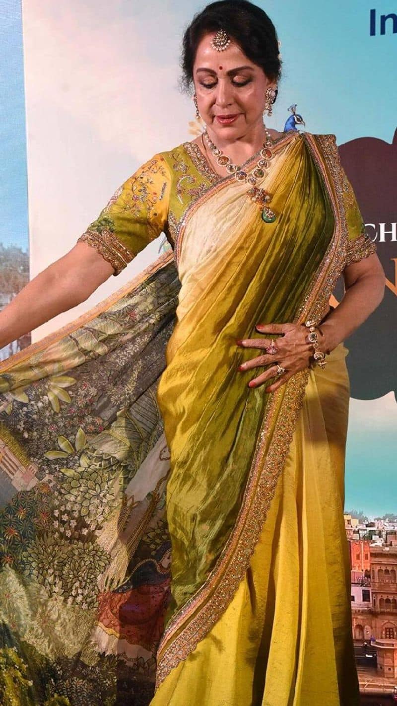 Dream girl hema malini saree looks ideas xbw