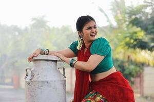 సినిమాలతో ఫేమస్ అవుతుందనుకుంటే ఒక్క ఐపీఎల్ మ్యాచ్ తో సూపర్ క్రేజ్..ఆమె బికినీ ఫొటోలతో నెటిజన్లు రచ్చ