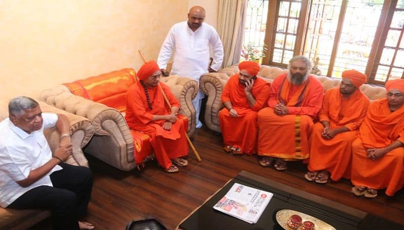 Gurusidda Rajayogindra Swamiji Talks Over Belagavi BJP Candidate Jagadish Shettar grg 