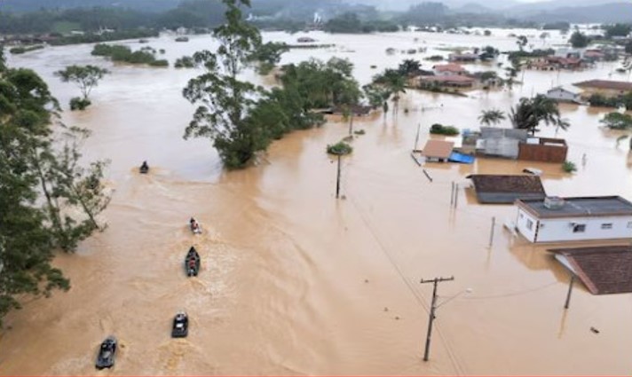 water level rise of major rivers in Belagavi district due to heavy rain in maharashtra grg 