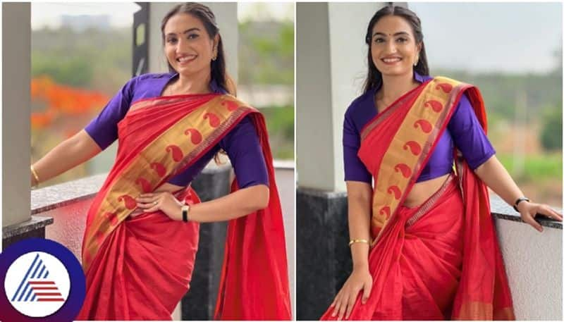 Serial Actress Vaishnavi Gowda Looking Gorgeous in red rose colour saree sat