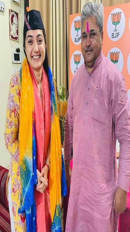 <p>पाकिस्तान BJP की पूर्व प्रवक्ता नूपुर शर्मा,  BJP विधायक टी. राजा सिंह, हिंदू सनातन संघ चेयरमैन उपदेश राणा और सुदर्शन टीवी के चीफ एडिटर सुरेश चव्हाण की हत्या की साजिश रच रहा है। </p>
