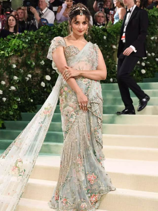 met gala 2024 alia bhatt look wore Sabyasachi saree see photos kxa