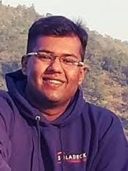 <p>एक दिन साहिल ने तय किया उन्हें वेट कम करना है और साहिल ने  स्विमिंग शुरू किया। स्विमिंग से एक ही महीने में साहिल का वजन 8 किलो कम हो गया और साहिल वेट लॉस को लेकर सीरियस हो गए।</p>

<p> </p>

