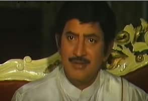 డైరెక్టర్‌కి హార్ట్ ఎటాక్‌, సినిమా డైరెక్ట్ చేసి ఇండస్ట్రీ హిట్‌ కొట్టిన సూపర్‌ స్టార్‌, కనీసం క్రెడిట్‌ లేదు