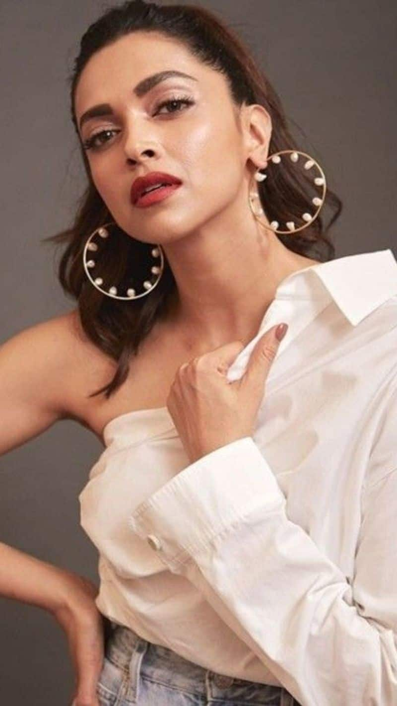 Deepika Padukone best stylish earrings for western tradional outfits kxa