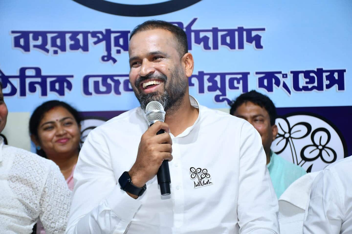 Vadodara Municipal Corporation send notice to TMC MP Yusuf Pathan mrq