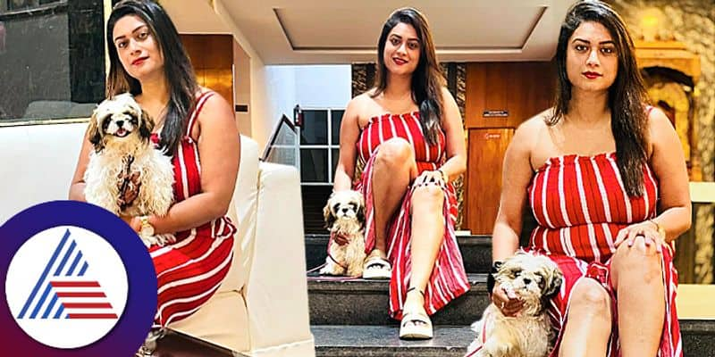 Serial Actress, Biggboss fame Tanisha Kuppanda Bold look, poses with her Pet Vin