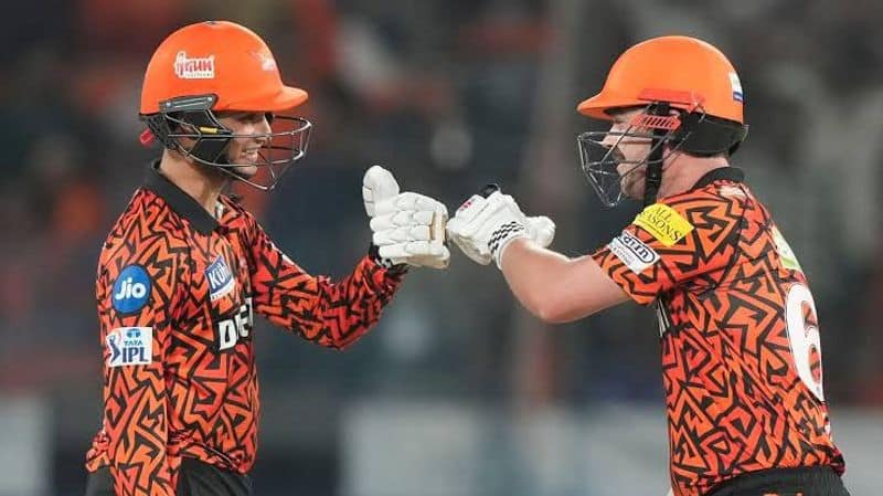 Sunrisers Hyderabad holds the record as the fastest team to break the 160+ run target in IPL RMA