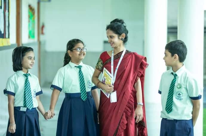 Bihar D El Ed Exam 2025 Application Deadline Today: Fill the application form for entrance exam soon