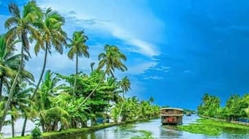 Beautiful places to visit in Kerala Wayanad Munnar Alleppey Palakkad Varkala in summers zkamn