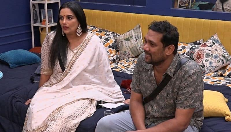 jinto and jasmin jaffar should not be friends in bigg boss malayalam season 6 says sabumon to shwetha menon