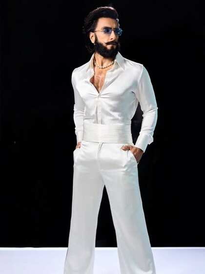 Ranveer Singh's outfit