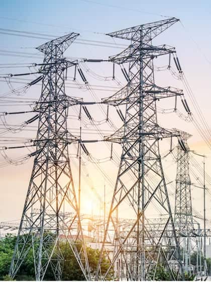 <p>ऐसे में अगर आपके इलाके में भी बिजलियां कंपनी लगातार बिजली काट रही हैं तो आप मुआवजा हासिल कर सकते हैं। तो चलिए जानते हैं कि इसका प्रोसेस क्या है?<br />
 </p>
