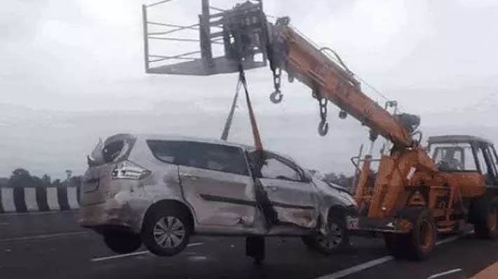 Major accident in Delhi Mumbai Express Highway 