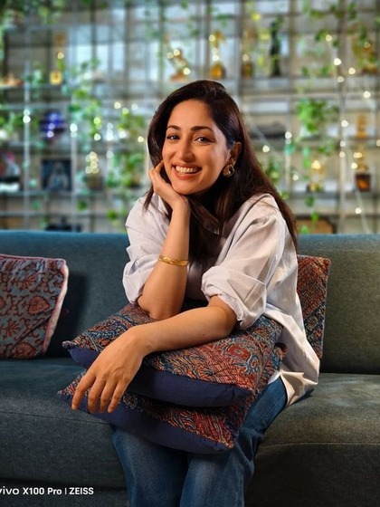 <p>यामी गौतम के पति आदित्य धर ने फिल्म आर्टिकल 370 के ट्रेलर लॉन्च पर मीडिया से यामी की प्रेगनेंसी की बात शेयर किया था।</p>

<p> </p>

<p> </p>
