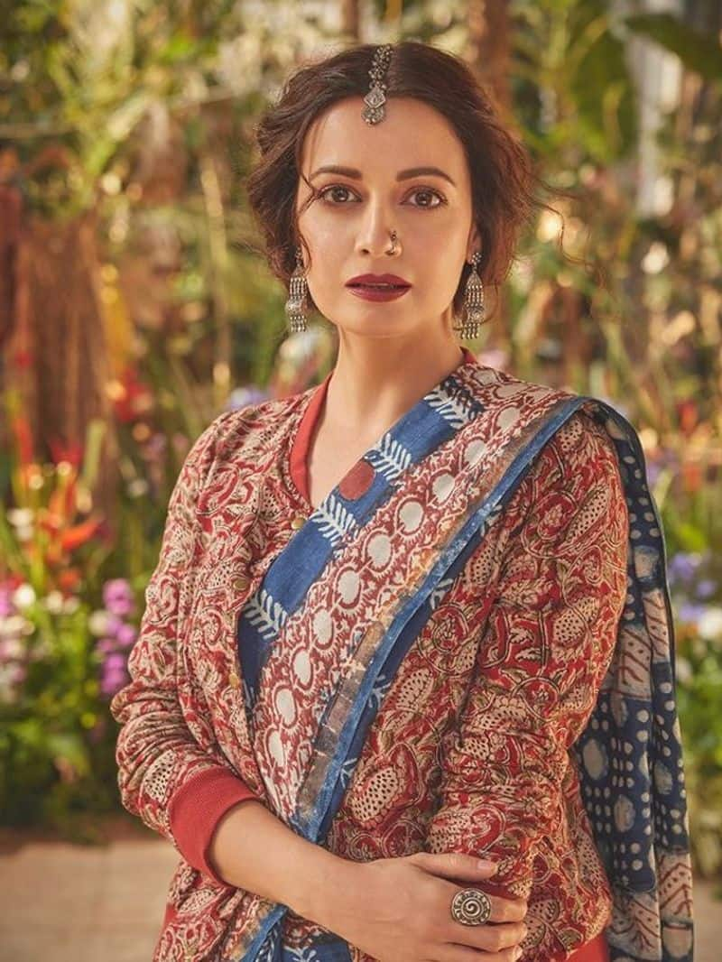 Dia mirza 8 latest saree look zkamn