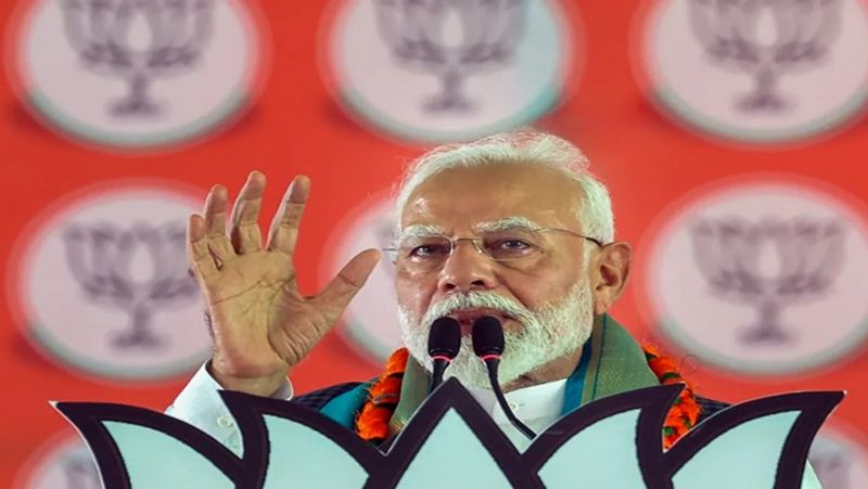 PM Modi lashed out at the opposition INDIA bloc calling its leaders cowards smp