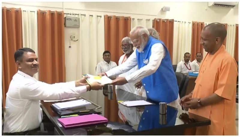 prime minister narendra modi submitted nomination varanasi 