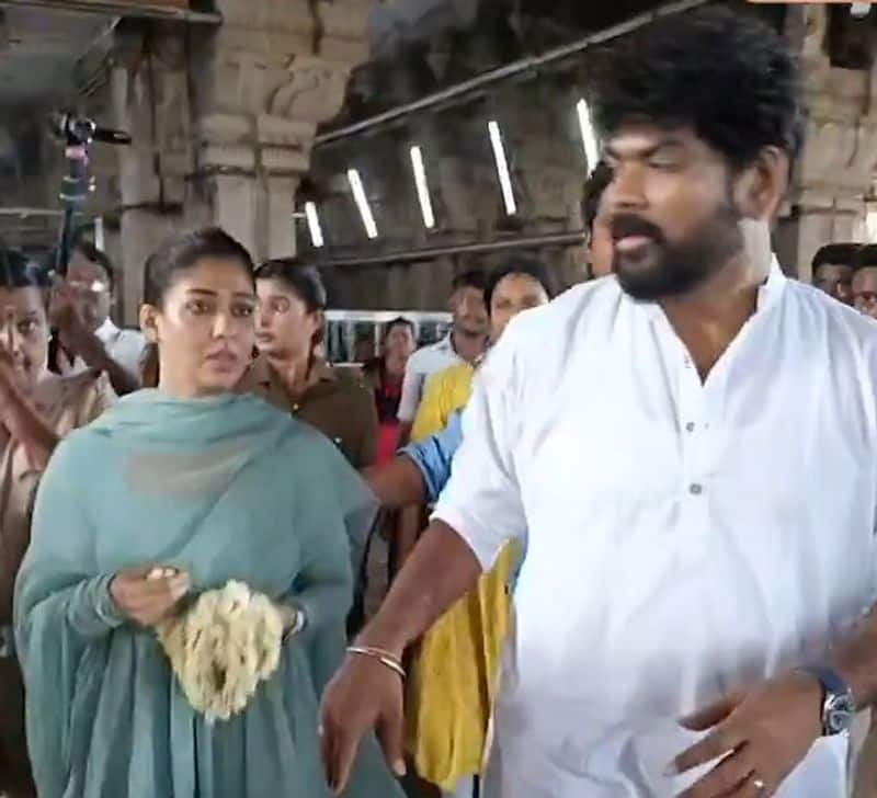 Lady superstar Nayanthara Tiruchendur Temple visit with her husband Vignesh Shivan gan