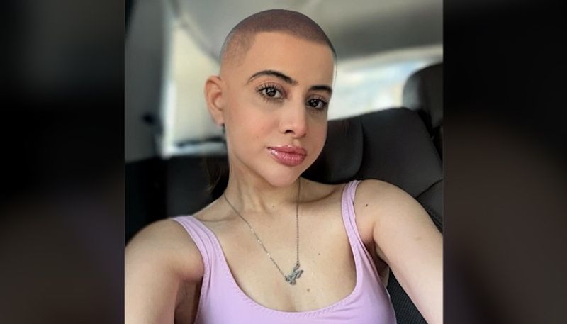 Urfi Javed goes BALD? Here's the truth to actress' no hair look photo; Read on ATG