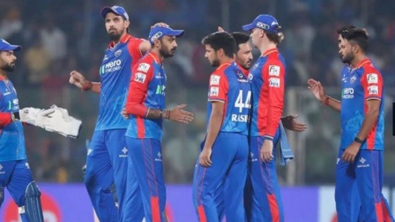 delhi capitals decided to retain three cricketers