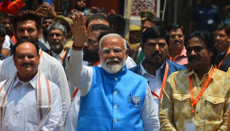 narendra Modi gave about 80 interviews to overcome the criticism