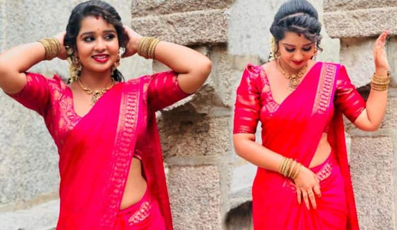 Serial Actress Mouna Guddemane look gorgeous in Pink saree, fans comment about her beauty Vin