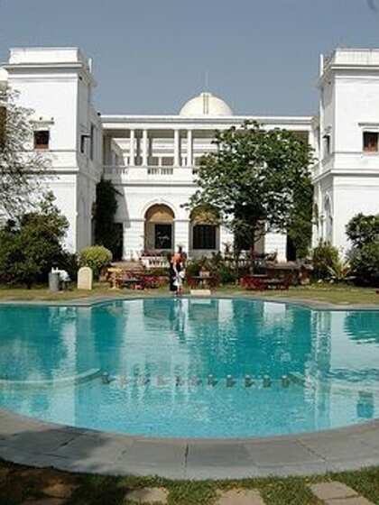 पटौदी पैलेस में 150 आलीशान कमरे हैं