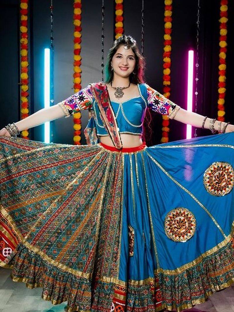 Harshaali Malhotra latest lehenga design zkamn