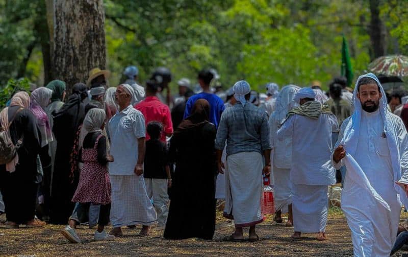 tale of a  secular pilgrimage in Gundara Maqam Nagarhole tiger reserve  Hazrath Sayyid Bari Rahmathullaah Darga 