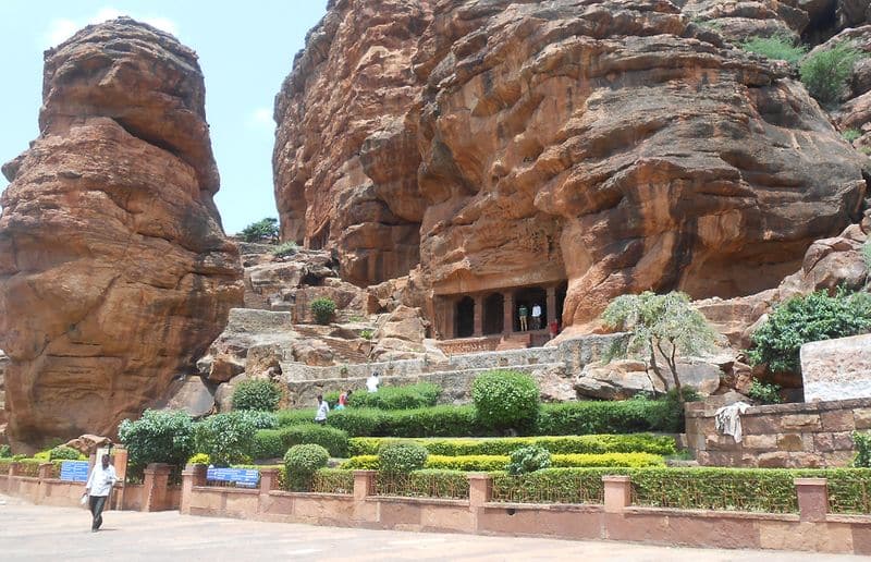 Tourists are not coming to see Badami due to the hot Summer gvd