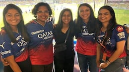 Smriti Mandhana, Jemimah Rodrigues and Shreyanka Patil Watching RCB vs CSK 68th IPL 2024 Match at Chinnaswamy Stadium rsk