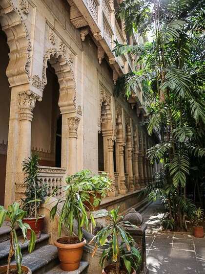 महल में रहते हैं महल के मालिक