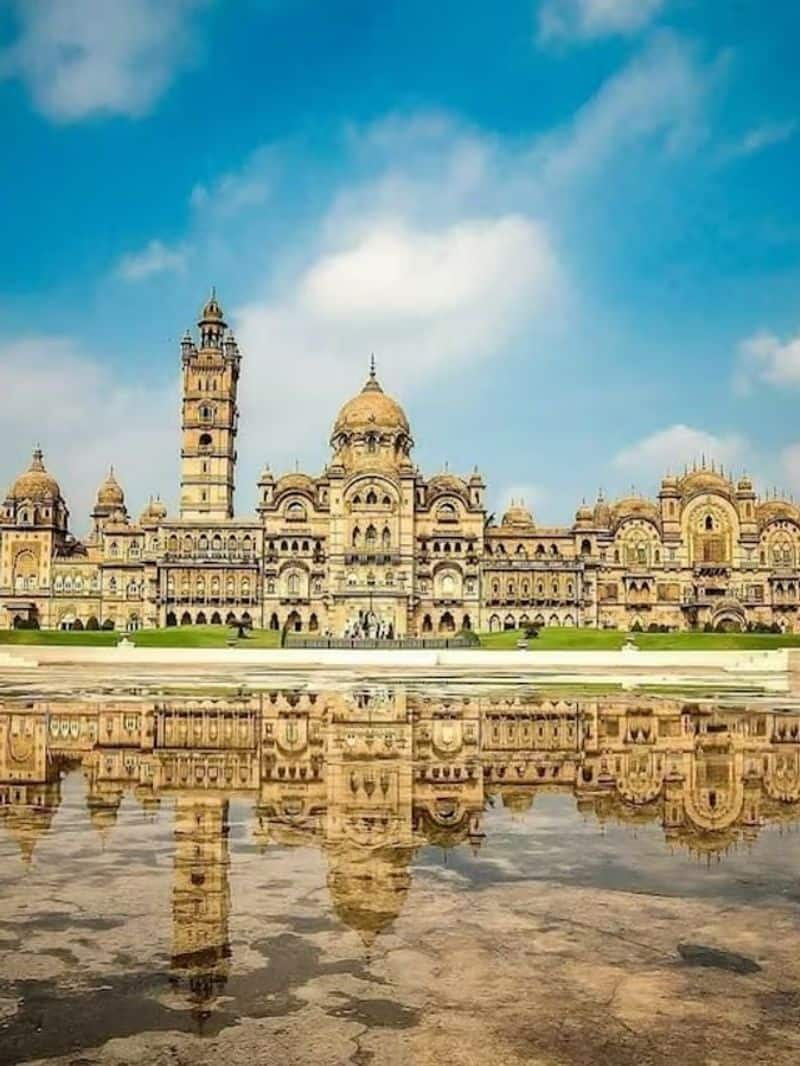 Laxmi Vilas palace Vadodara biggest house in the world zkamn