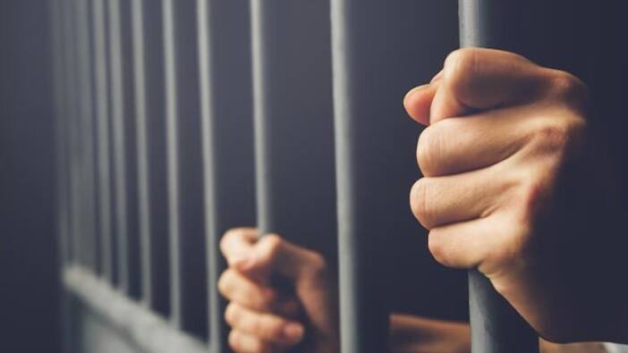 arrest 4.jpg